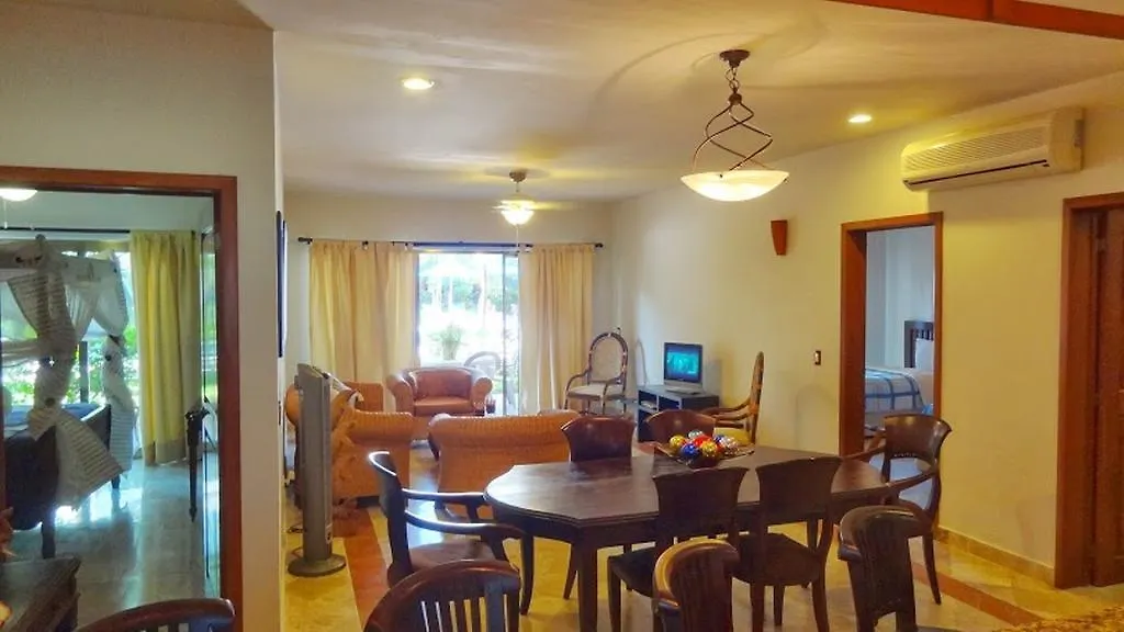 Paseo Del Sol Condohotel By Bvr Playa del Carmen 3*,