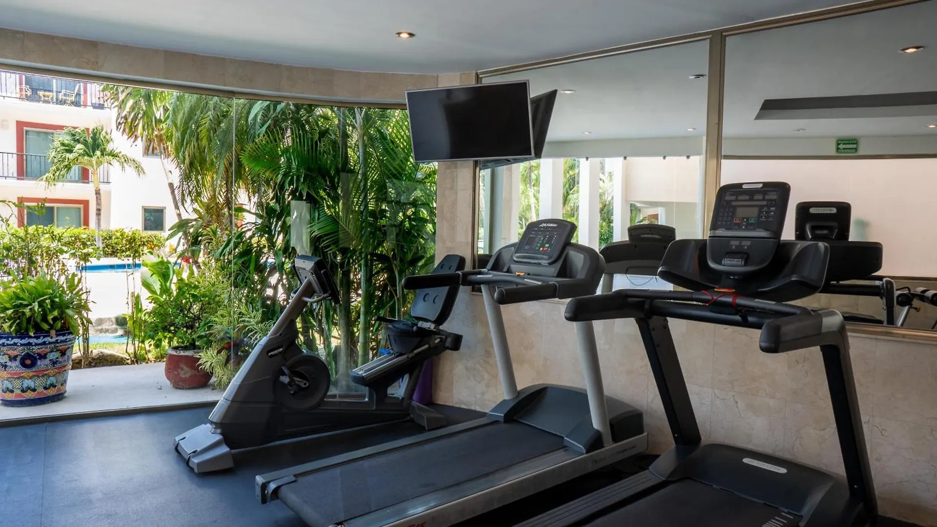 *** Aparthotel Paseo Del Sol Condohotel By Bvr Playa del Carmen Mexico
