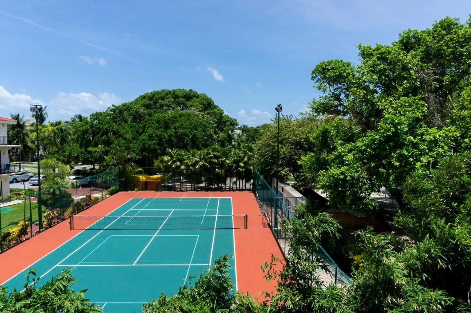 Aparthotel Paseo Del Sol Condohotel By Bvr Playa del Carmen
